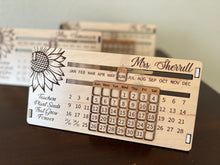 Load image into Gallery viewer, Perpetual Calendar